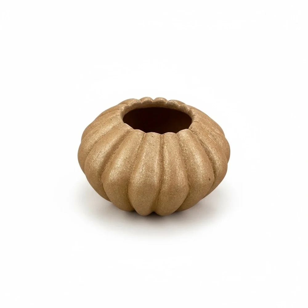 VTG SIGNED autumnal ceramic Brown Textured scalloped Bowl pumpkin vase fall